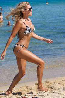 Sylvie Meis feet photo thumbnail