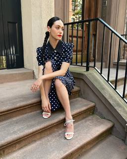 Emmy Rossum feet photo thumbnail