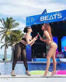 Anitta feet photo thumbnail