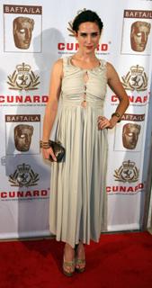 Jennifer Connelly feet photo thumbnail