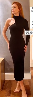Marina Ruy Barbosa feet photo thumbnail