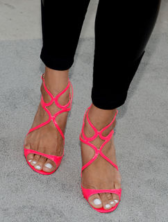 Jordin Sparks feet photo thumbnail