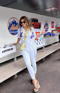 Thalía feet photo thumbnail