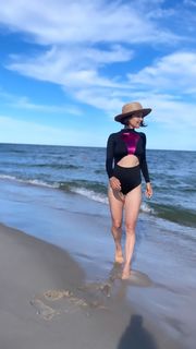 Joanna Jablczynska feet photo thumbnail