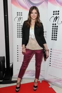 Klaudia Halejcio feet photo thumbnail