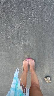 Daniela Katzenberger feet photo thumbnail