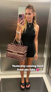 Chiara Ferragni feet photo thumbnail