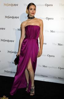 Emmy Rossum feet photo thumbnail