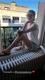 Zaira Nara feet photo thumbnail
