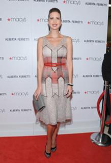 Ivanka Trump feet photo thumbnail