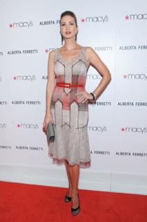 Ivanka Trump feet photo thumbnail