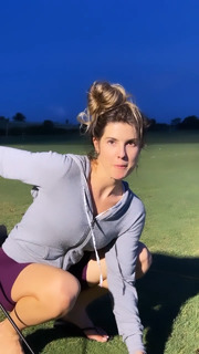 Amanda Cerny feet photo thumbnail