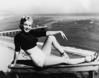 Marilyn Monroe feet photo thumbnail