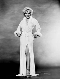 Marilyn Monroe feet photo thumbnail