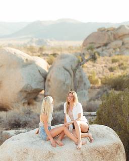 Rachel Ballinger feet photo thumbnail