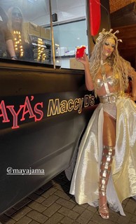 Maya Jama feet photo thumbnail