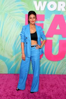 Emmanuelle Chriqui feet photo thumbnail