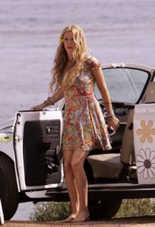 Joss Stone feet photo thumbnail