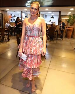 Lívia Andrade feet photo thumbnail