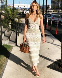 Lívia Andrade feet photo thumbnail