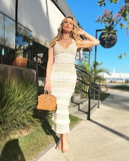 Lívia Andrade feet photo thumbnail
