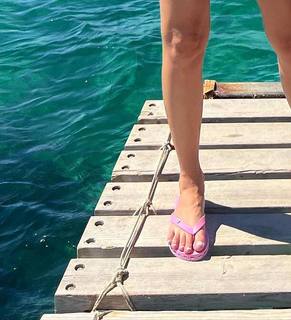 Chiara Ferragni feet photo thumbnail