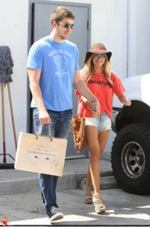 Ashley Tisdale feet photo thumbnail