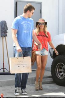 Ashley Tisdale feet photo thumbnail