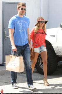 Ashley Tisdale feet photo thumbnail