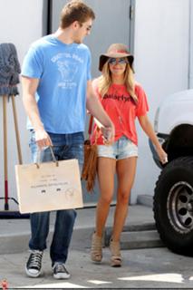 Ashley Tisdale feet photo thumbnail