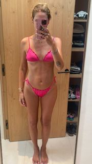 Chiara Ferragni feet photo thumbnail