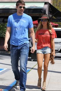 Ashley Tisdale feet photo thumbnail