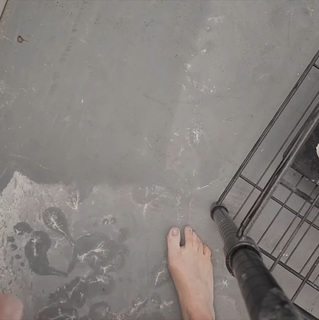 Rachel Ballinger feet photo thumbnail