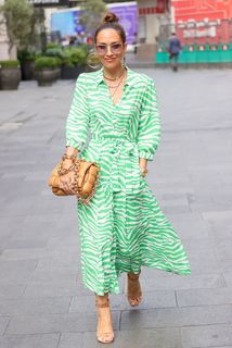 Myleene Klass feet photo thumbnail