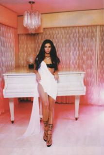Roselyn Sanchez feet photo thumbnail