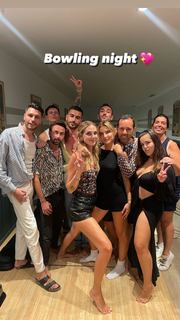 Chiara Ferragni feet photo thumbnail