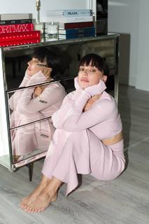 Olga Seryabkina feet photo thumbnail
