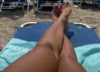 Karolina Kowalkiewicz feet photo thumbnail