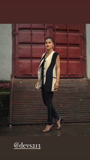 Taapsee Pannu feet photo thumbnail