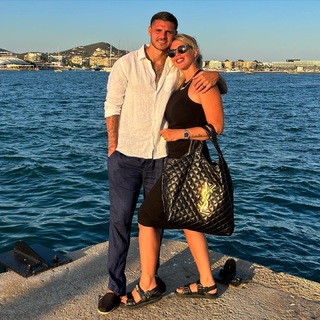 Wanda Nara feet photo thumbnail