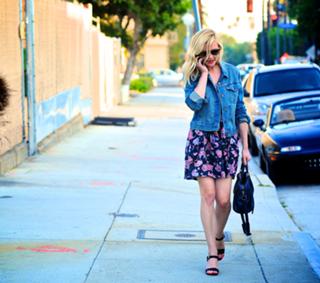 Kirsten Dunst feet photo thumbnail