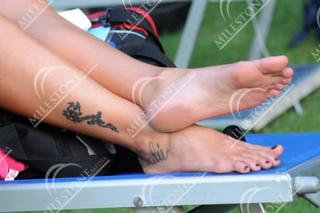 Federica Pellegrini feet photo thumbnail