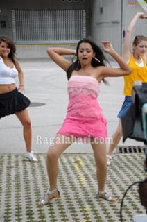 Trisha Krishnan feet photo thumbnail