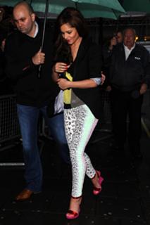 Cheryl feet photo thumbnail