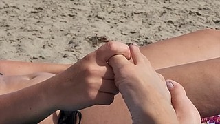 Rachel Ballinger feet photo thumbnail