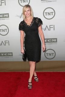 Chelsea Handler feet photo thumbnail
