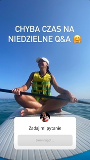 Karolina Kowalkiewicz feet photo thumbnail