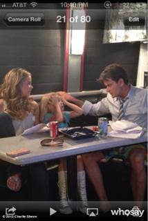 Denise Richards feet photo thumbnail