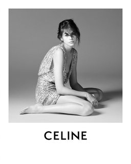 Kaia Gerber feet photo thumbnail