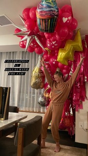 LeAnn Rimes feet photo thumbnail